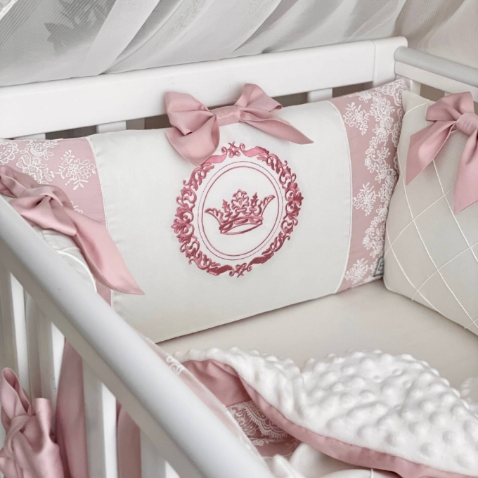 Set lenjerie Patut Copii Bebe 8 piese Classic Roz (8)